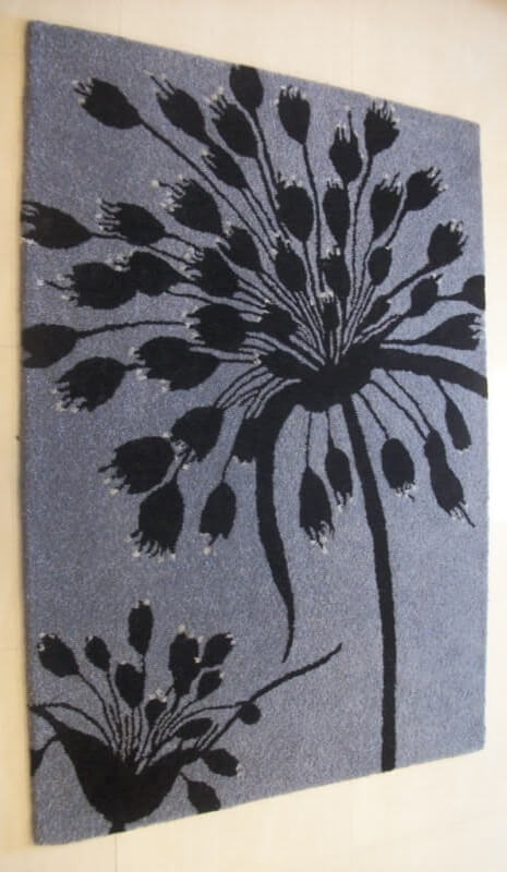 Handtufted